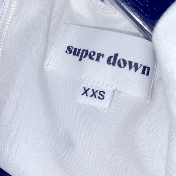 Superdown white & black heart print ruffle dress size xxsmall - Picture 8 of 10